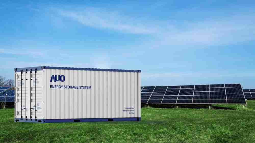 至成国际透过AI数据管理，，，，提供不同类型用户进行储能与能源管理，，达到再生能源管控调度成效